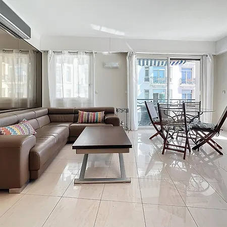 Luxury 1 Bedroom Croisette Martinez Direct Sea View 241 Apartment Cannes