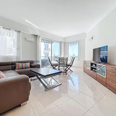Luxury 1 Bedroom Croisette Martinez Direct Sea View 241 Apartment