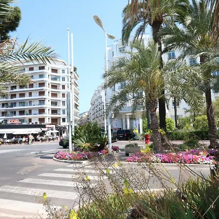 Luxury 1 Bedroom Croisette Martinez Direct Sea View 241 *